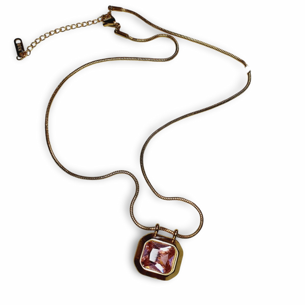 COLLAR CRISTAL ROSA