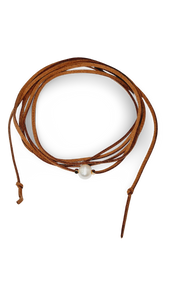 COLLAR UNA PERLA GAMUZA DORADO