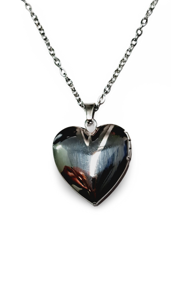 COLLAR CORAZON PLATEADO