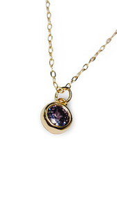 COLLAR DIJE CRISTAAL MORADO DORADO