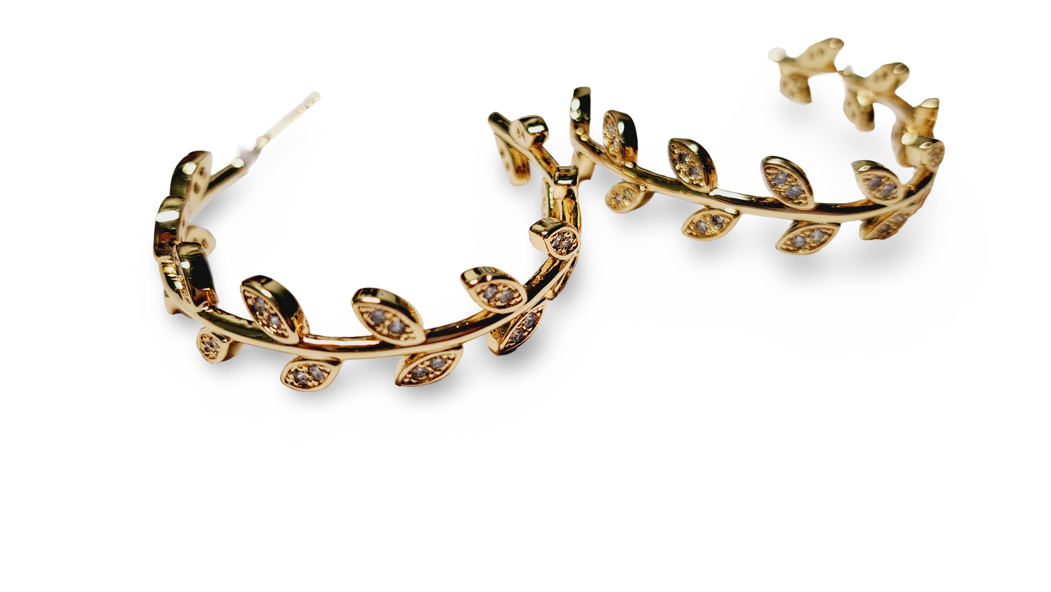 ARRACADA HOJAS SHINE DORADO