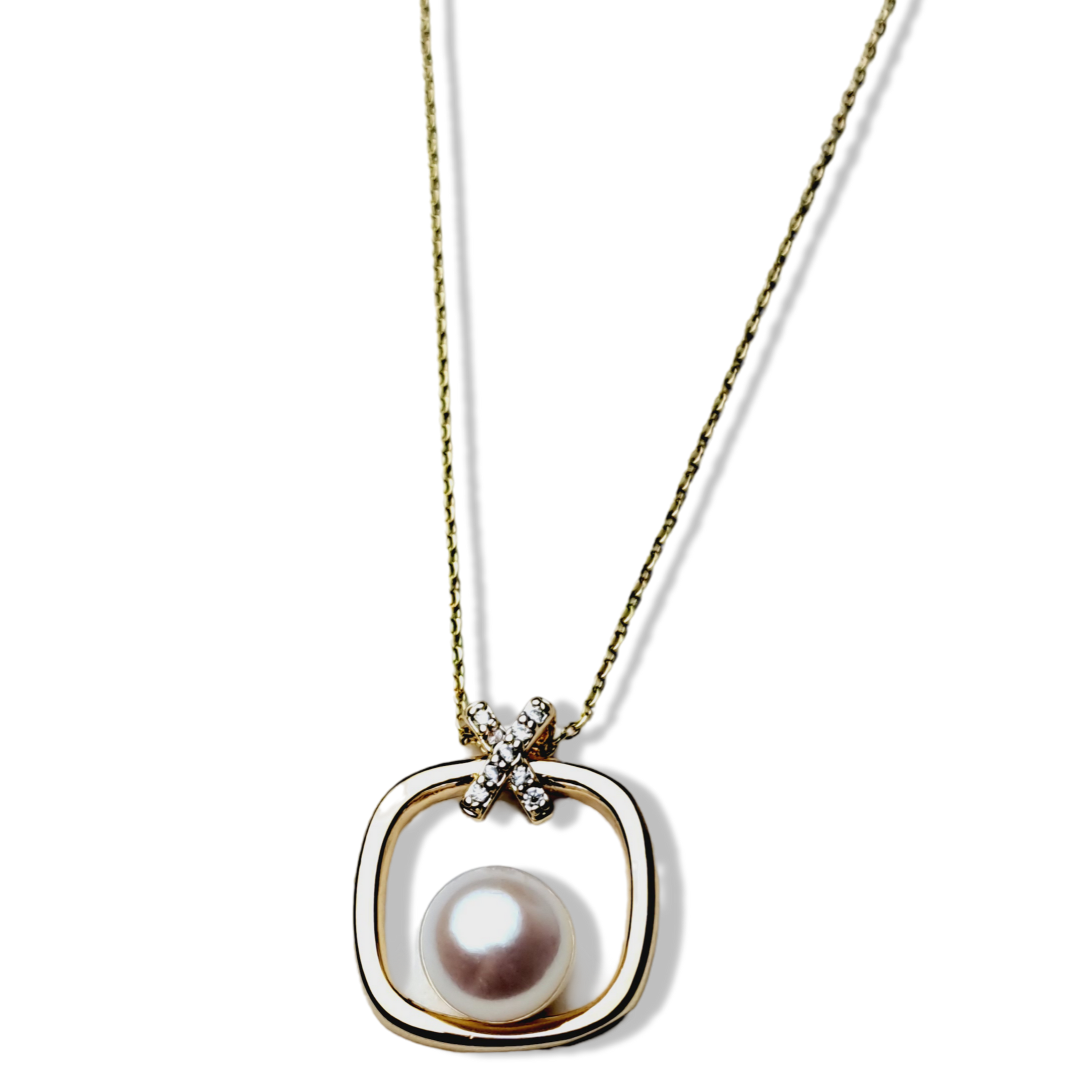 COLLAR SQUARE DORADO
