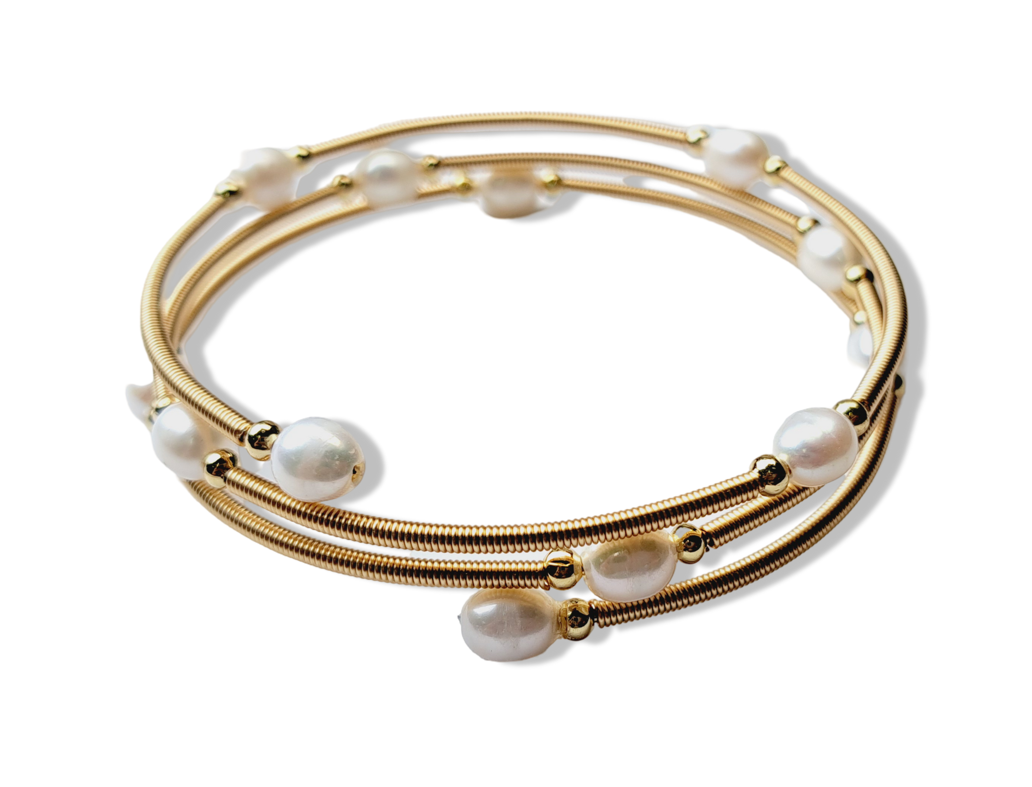 PULSERA ESPIRAL PERLAS BLANCAS DORADO