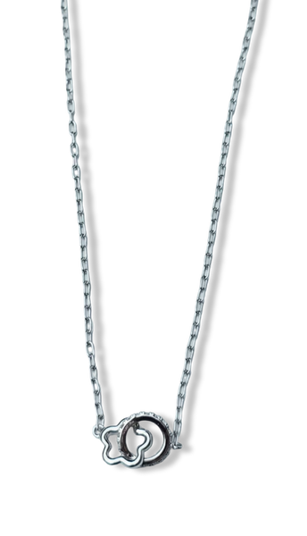 COLLAR FLOR Y CIRCONIAS ENTRELAZADOS PLATEADO