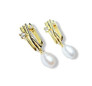 ARETE PERLA GOTA CIRCONIA EN DETALLE DORADO