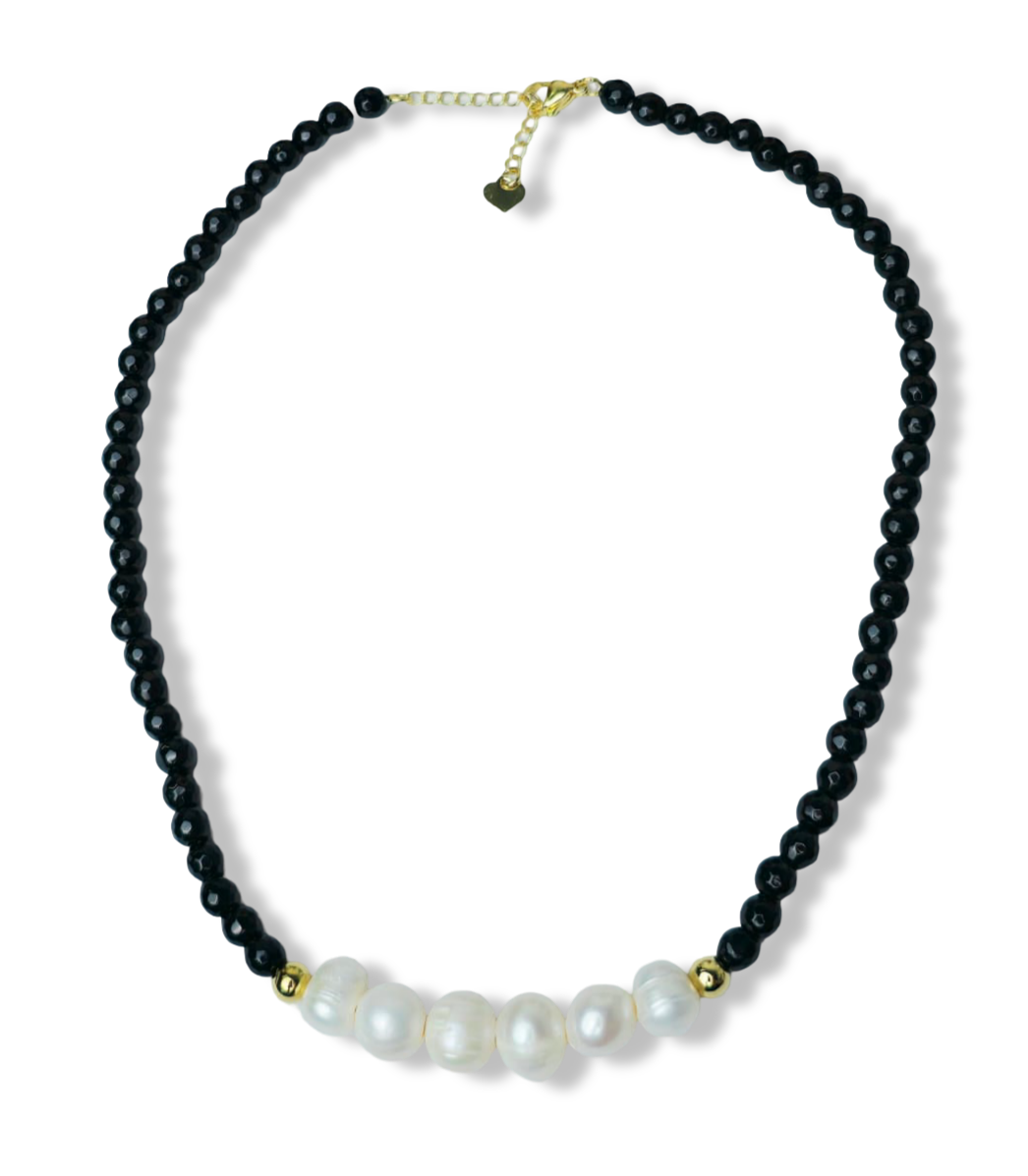 COLLAR ÁGATAS NEGRAS Y PERLA BARROCA DORADO