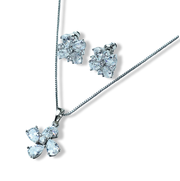 SET CRISTAL CUATRO PÉTALOS PLATEADO
