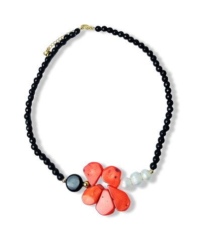 COLLAR ONIX CORAL ROJO Y PERLA BARROCA DORADO