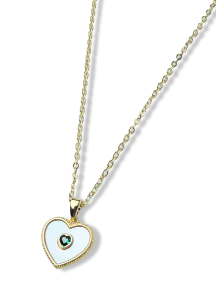 COLLAR MADRE PERLA Y CORAZÓN CIRCONIA VERDE DORADO