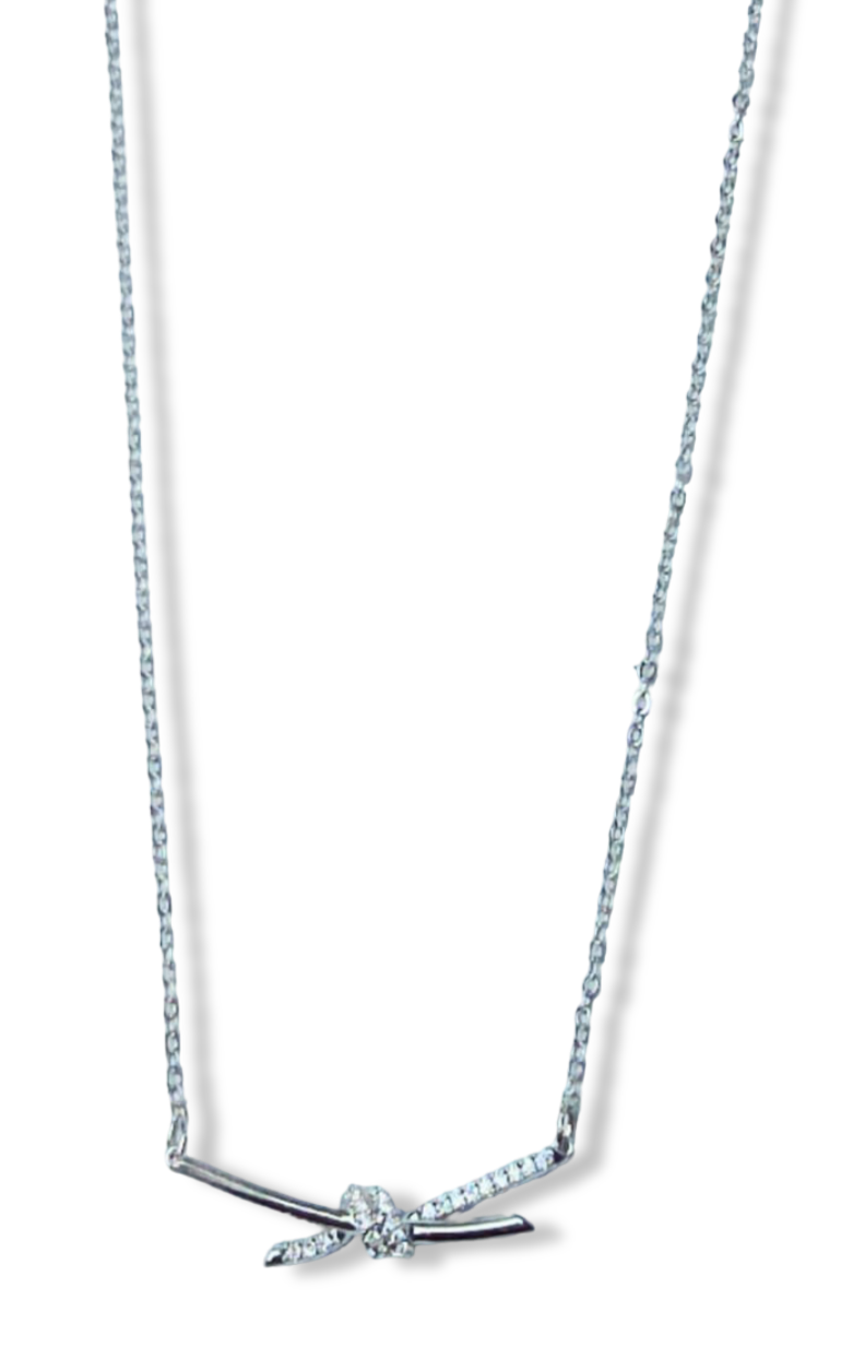 COLLAR NUDO Y CIRCONIA PLATEADO