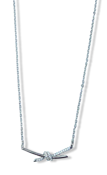 COLLAR NUDO Y CIRCONIA PLATEADO