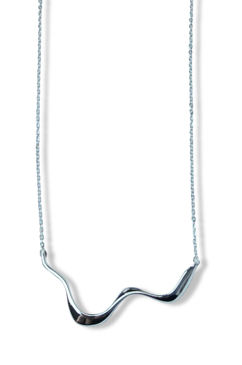 COLLAR ONDA PLATEADO