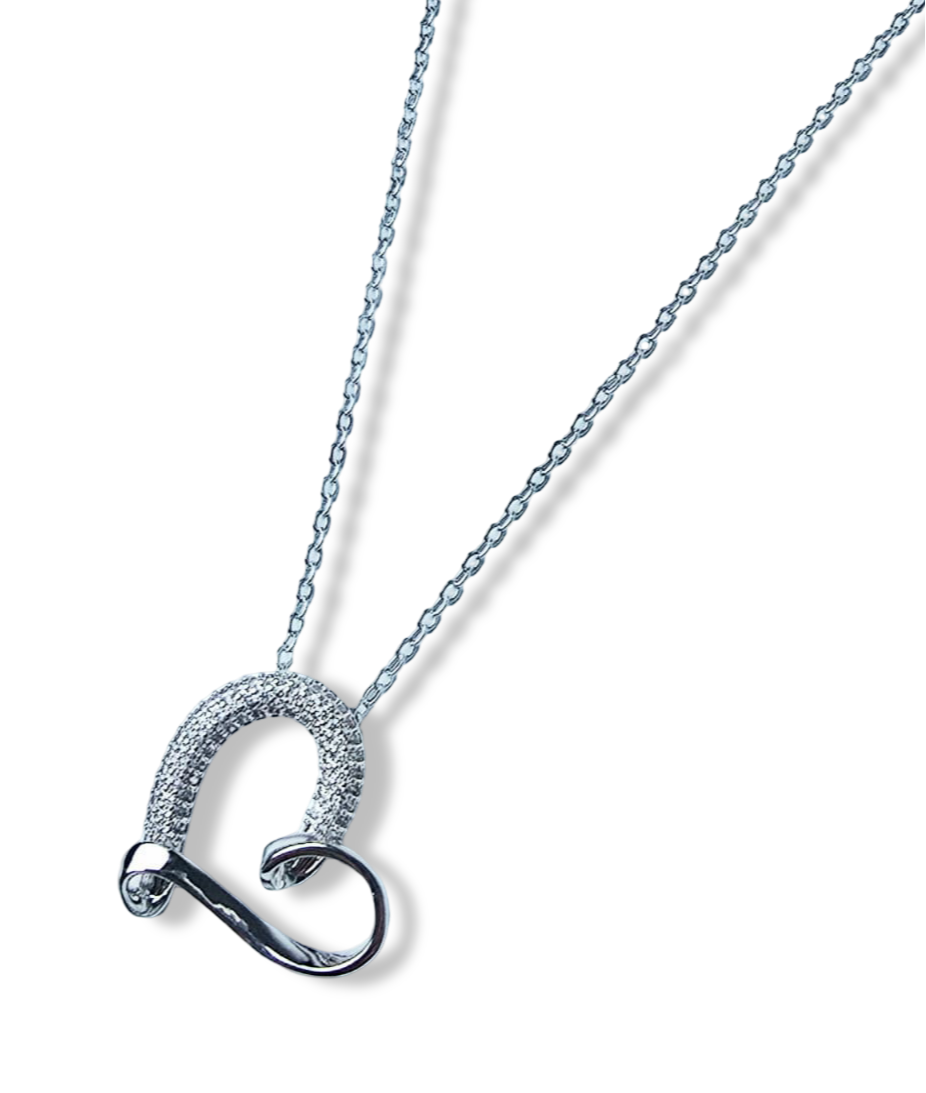COLLAR CORAZÓN PLATEADO Y CIRCONIAS