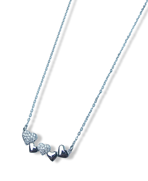 COLLAR CORAZONES Y CIRCONIAS PLATEADO