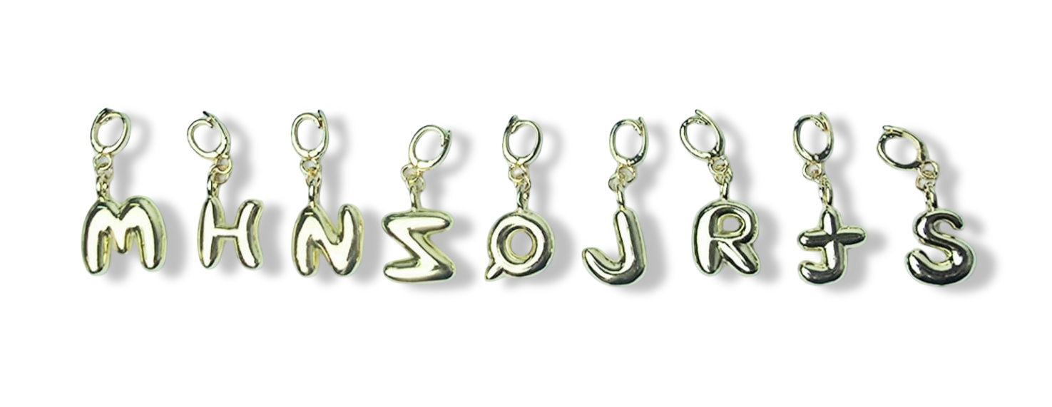 DIJE INICIAL DORADO