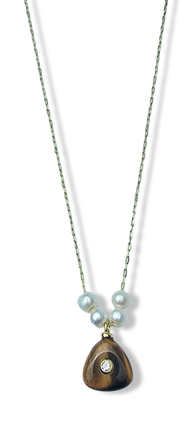 COLLAR OJO DE TIGRE Y DETALLE EN PERLA DORADO