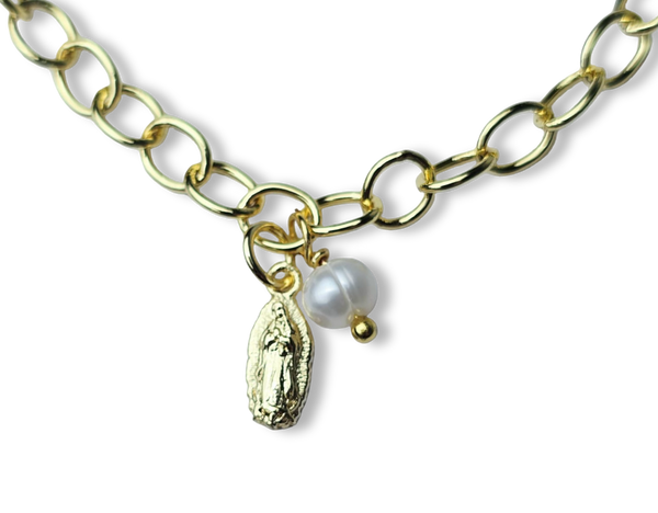 PULSERA ESLABONES VIRGEN Y PERLA BARROCA DORADO