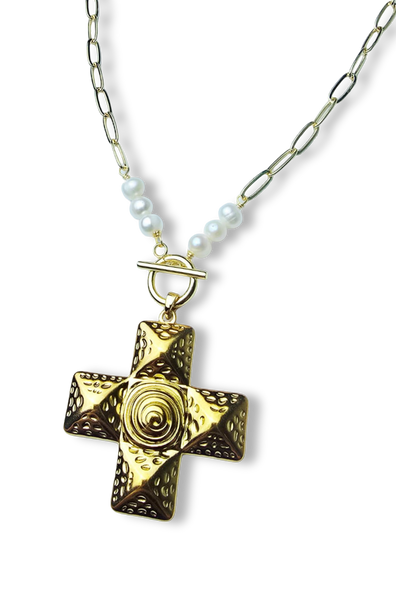 COLLAR CORBATÍN CRUZ Y PERLA ROUND DORADO