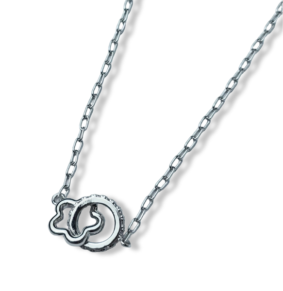 COLLAR FLOR Y CIRCONIAS ENTRELAZADOS PLATEADO