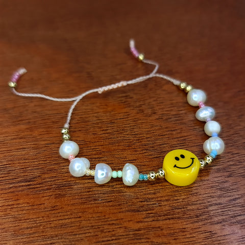 SMILEY FACE AND PEARLS